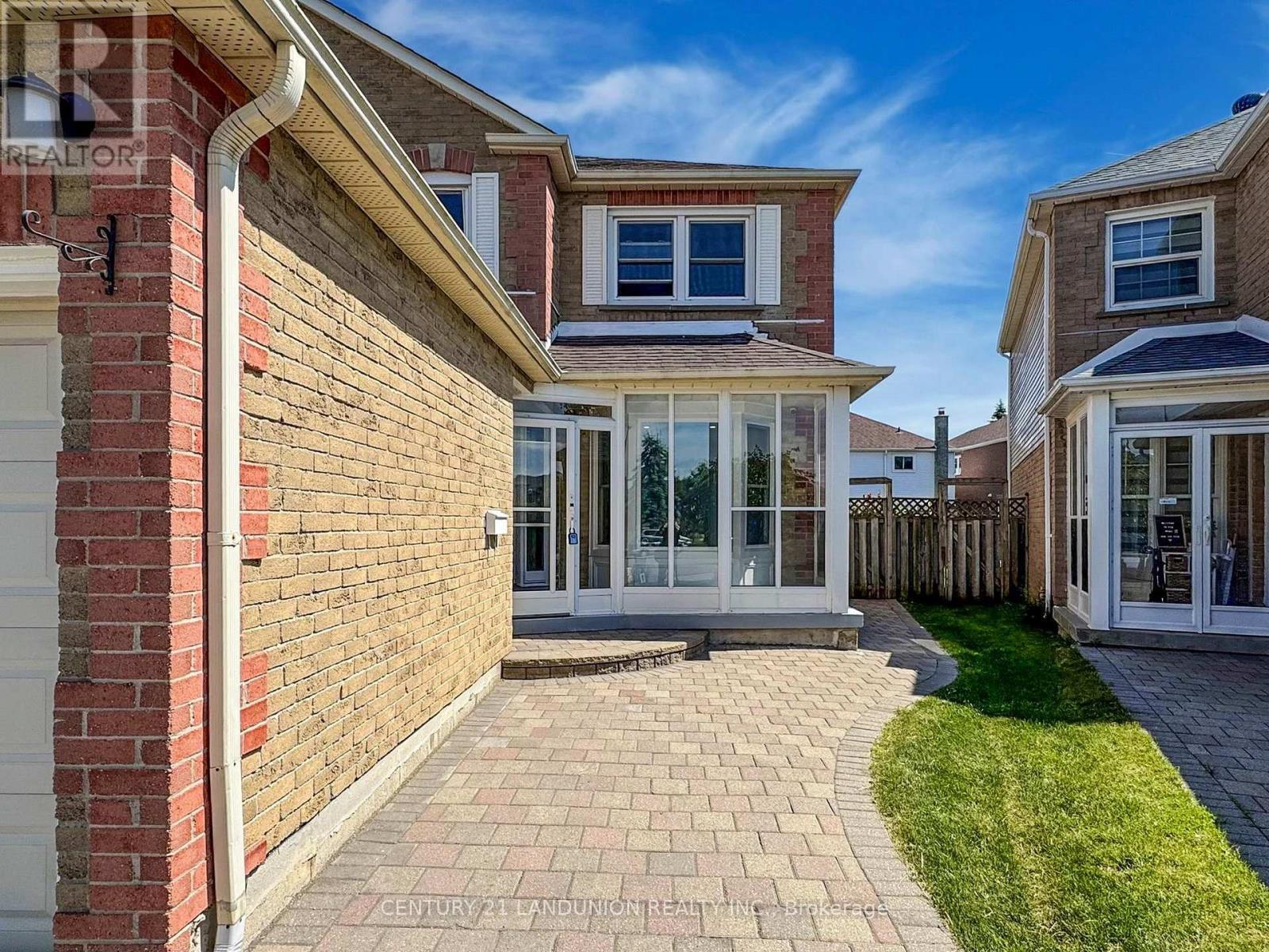 Property at 25 BEMERTON COURT image 4