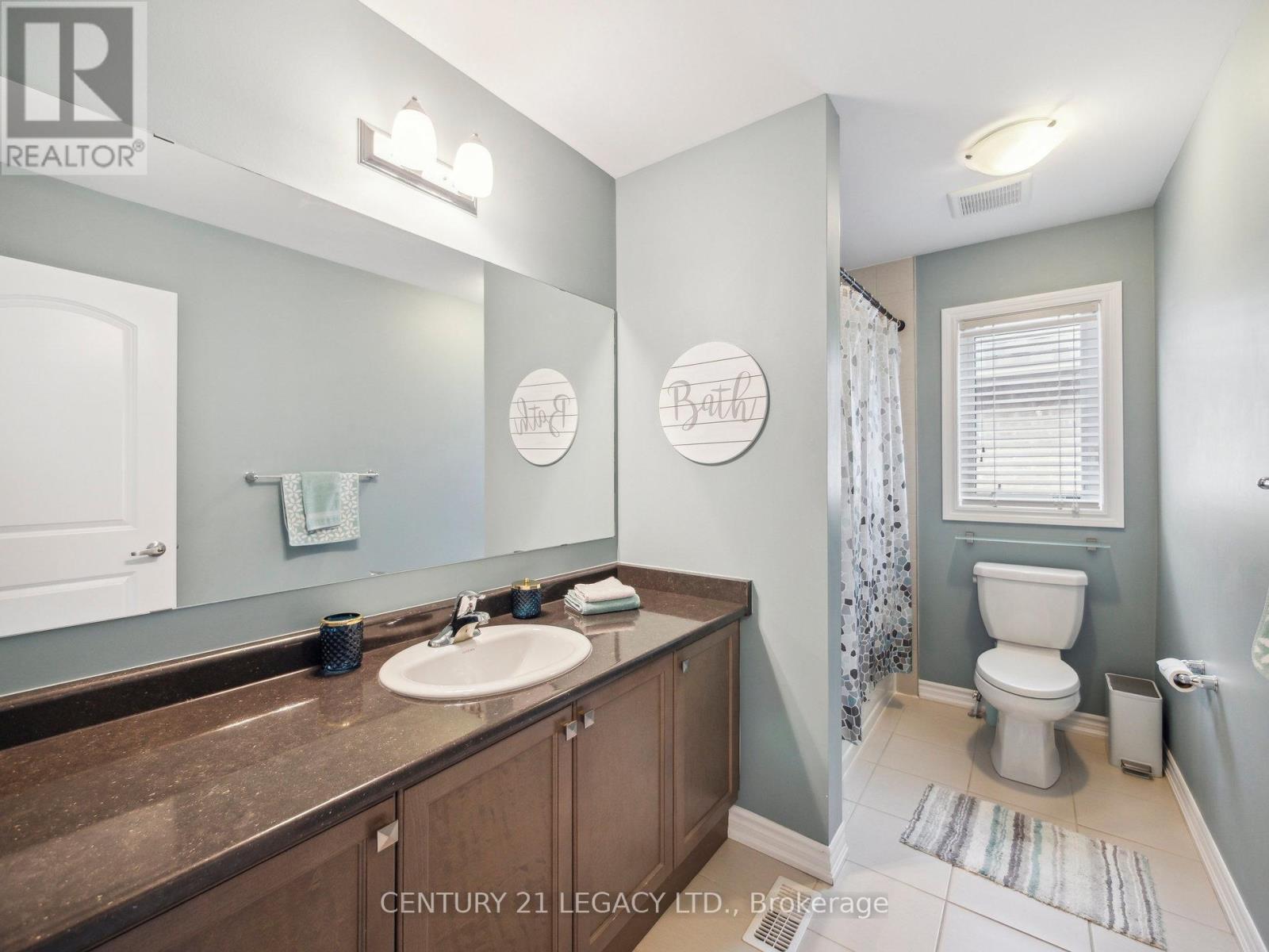 53 Chessington Avenue, East Gwillimbury, Ontario  L9N 0R5 - Photo 21 - N12228162