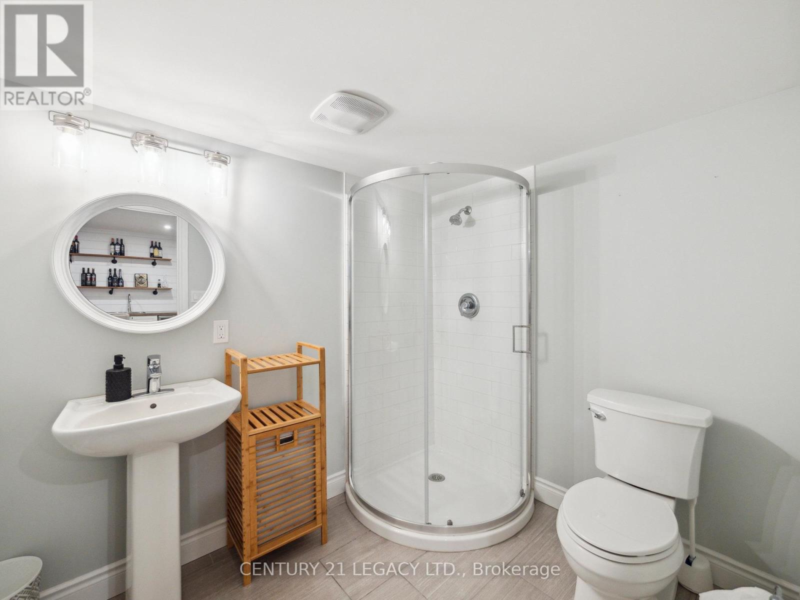 53 Chessington Avenue, East Gwillimbury, Ontario  L9N 0R5 - Photo 26 - N12228162