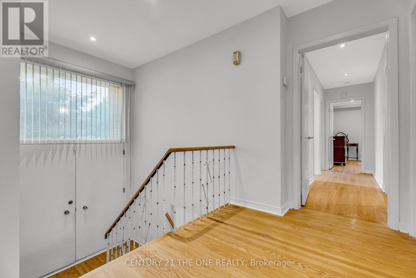 Property at 225 MAXOME AVENUE image 4