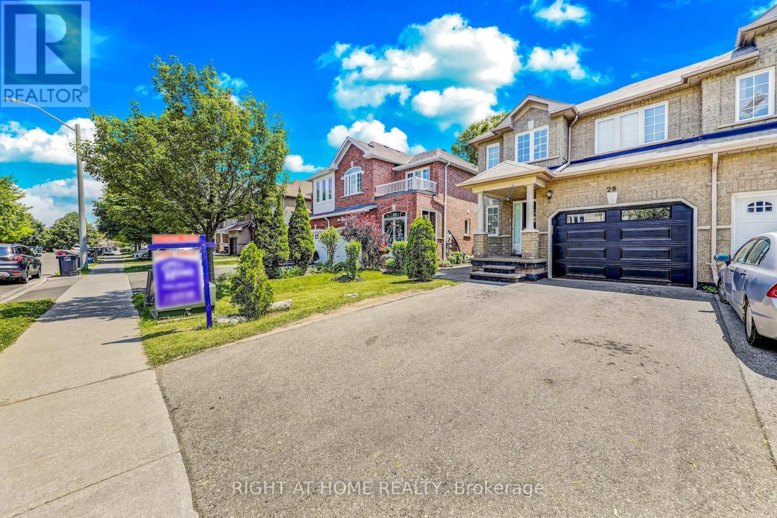 Property at 28 CEDARVALLEY BOULEVARD image 4