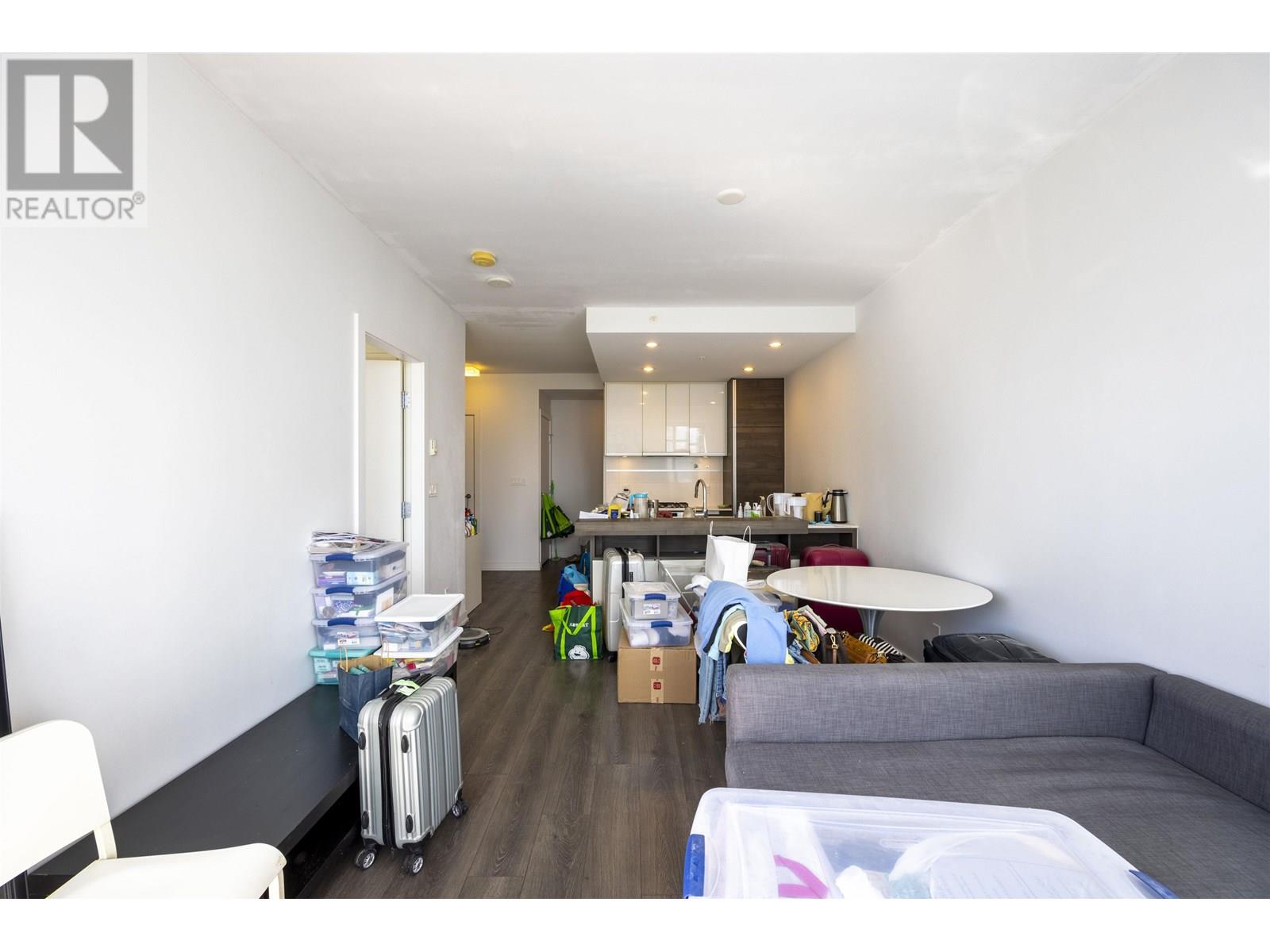 Listing Picture 9 of 13 : 2510 4688 KINGSWAY, Burnaby / 本拿比 - 魯藝地產 Yvonne Lu Group - MLS Medallion Club Member