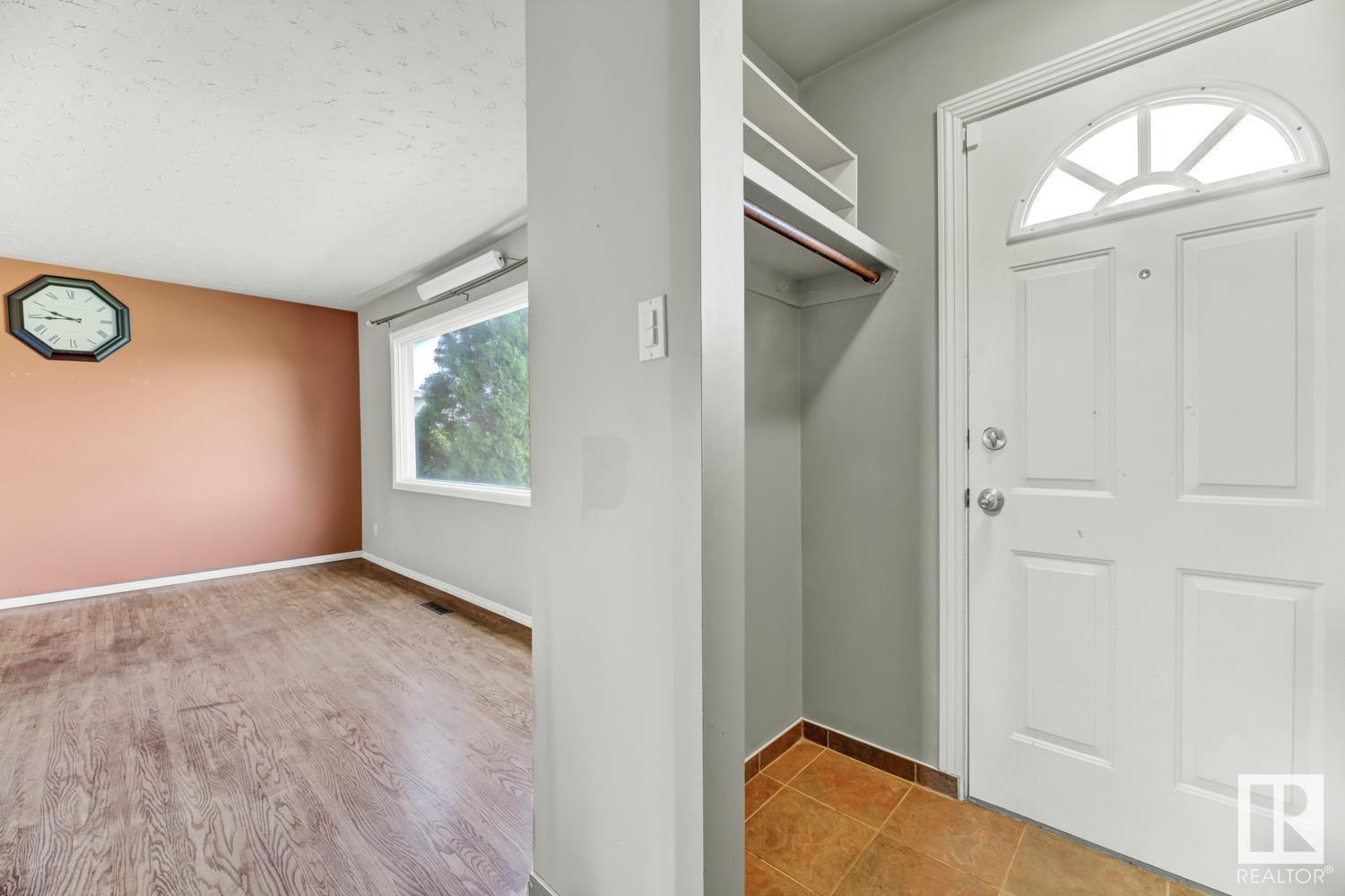 Property at 12103 134B AV NW image 3
