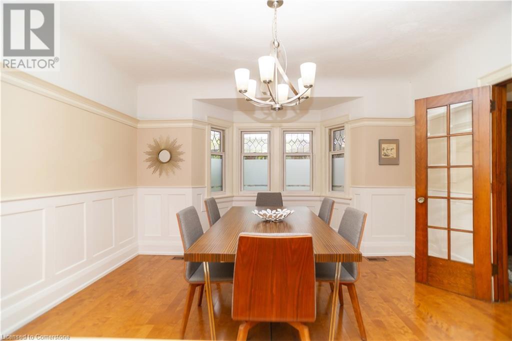 Property at 136 HUMBERCREST Boulevard image 5