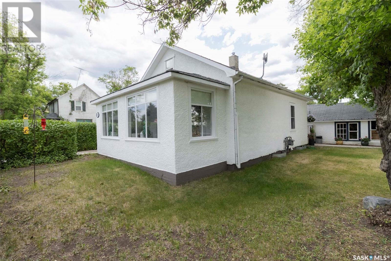 502 3rd AVENUE, kinley, Saskatchewan