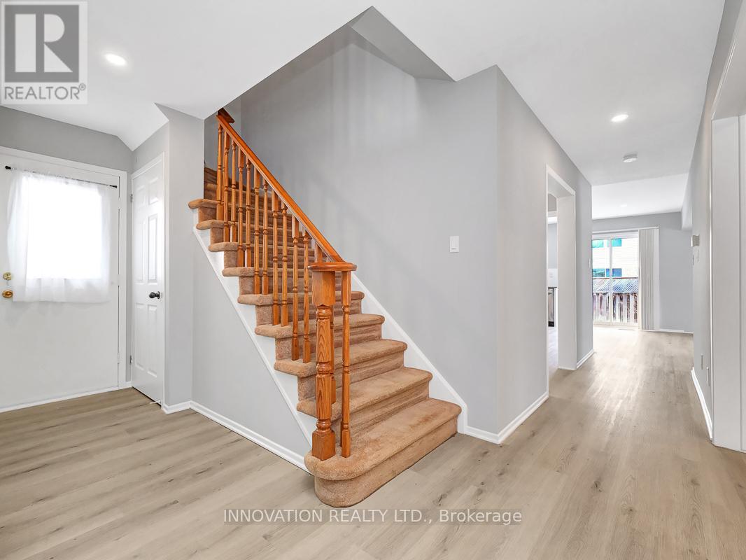 Property at 2 CHICKASAW CRESCENT image 4