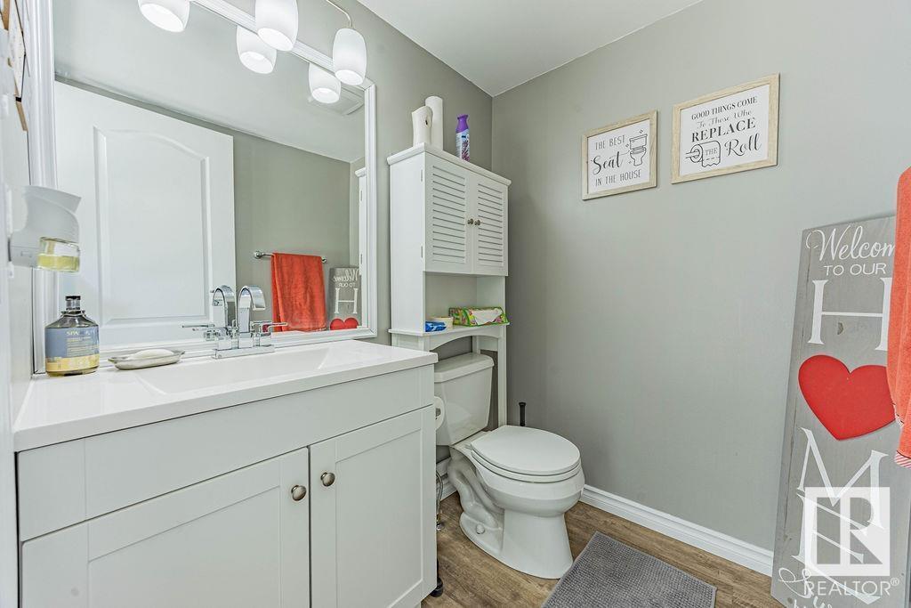 Property at #47 15710 BEAUMARIS RD NW image 4