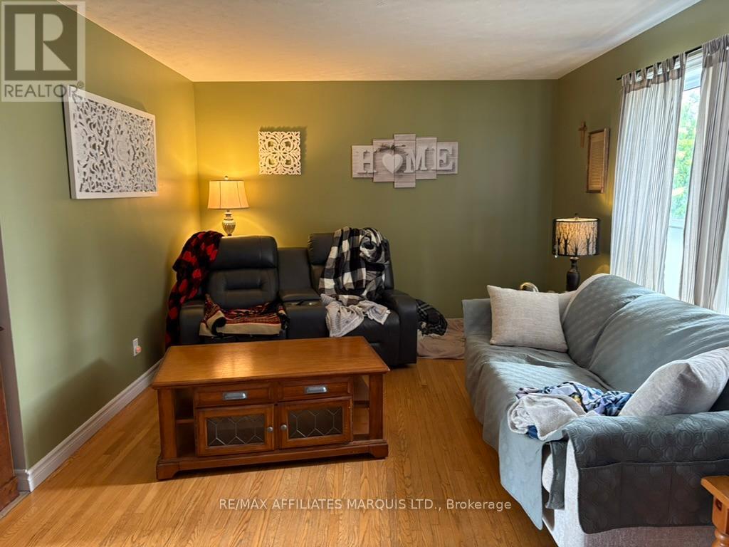 Property at 1209 FATIMA STREET S image 3