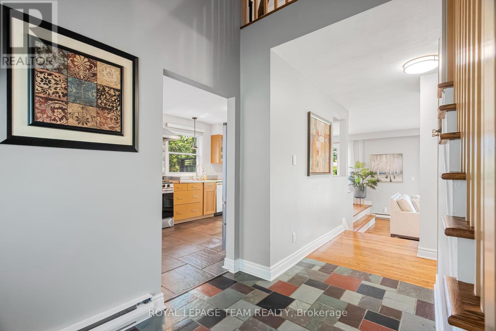 Property at 37 PROMENADE AVENUE image 4
