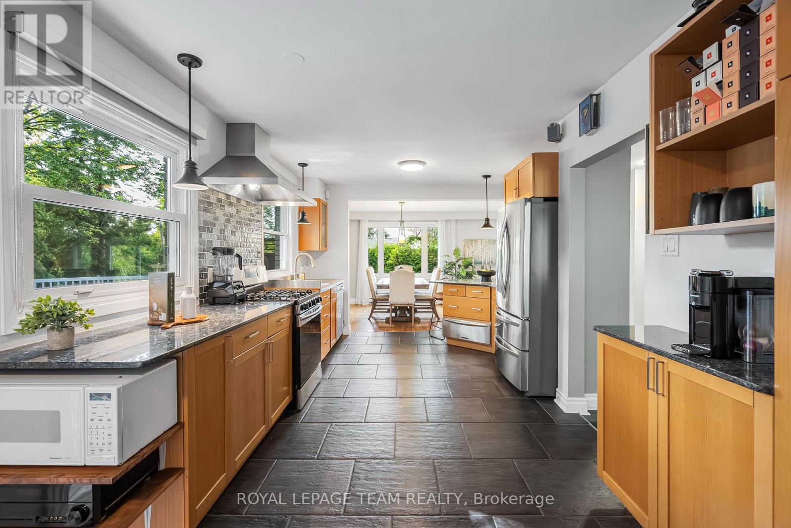 Property at 37 PROMENADE AVENUE image 5