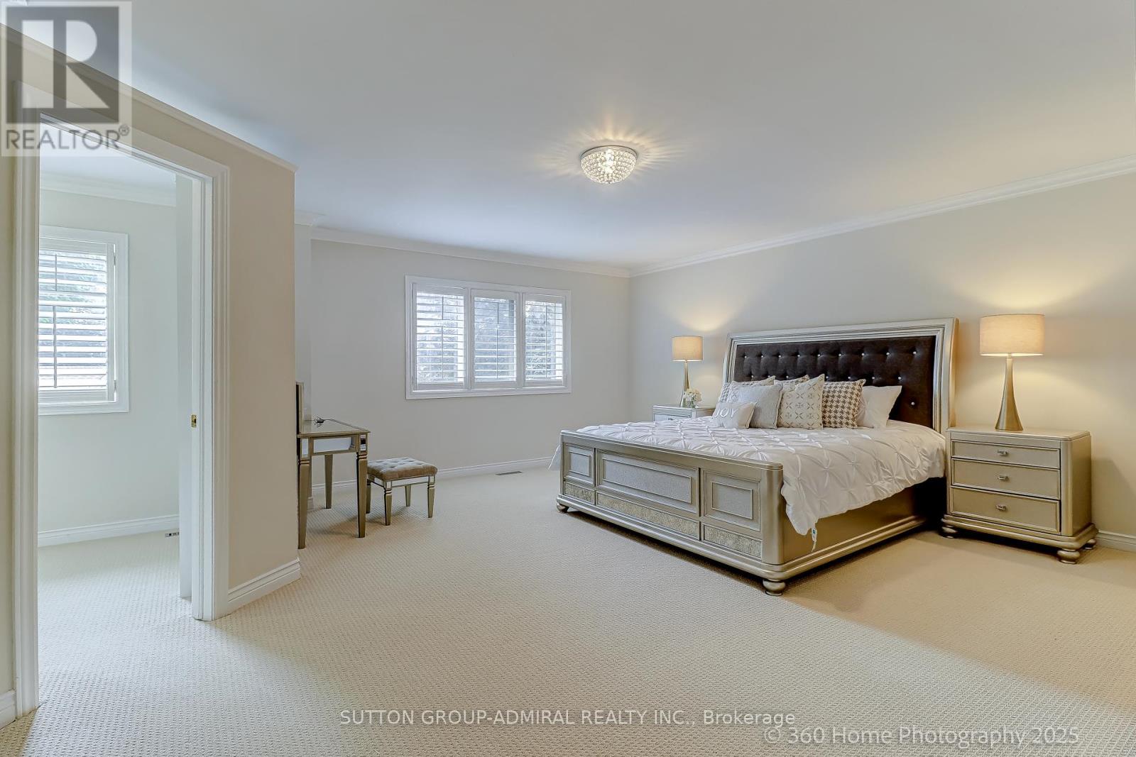 1591 Hampshire Crescent, Mississauga, Ontario  L5G 4S9 - Photo 17 - W12228223