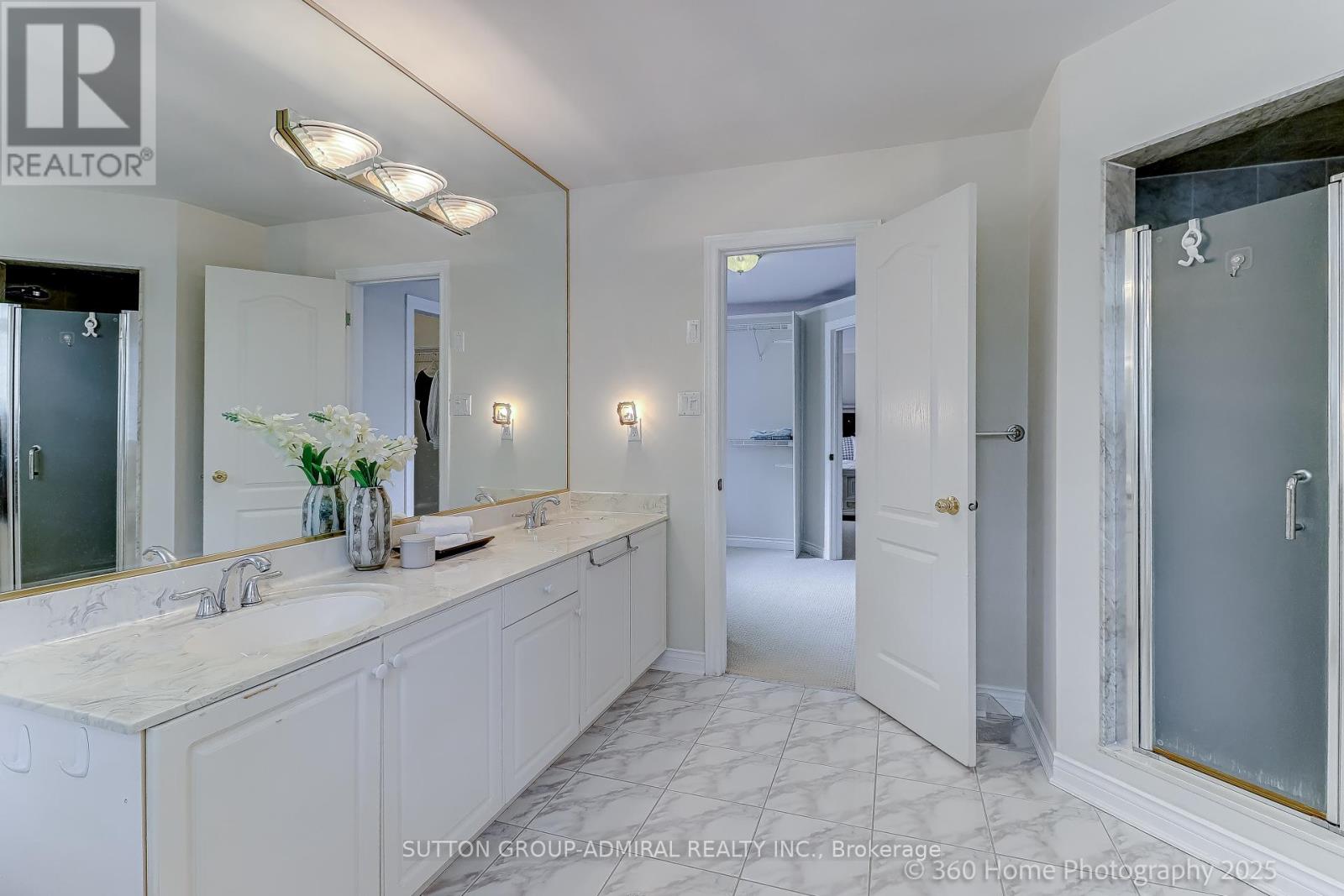 1591 Hampshire Crescent, Mississauga, Ontario  L5G 4S9 - Photo 32 - W12228223