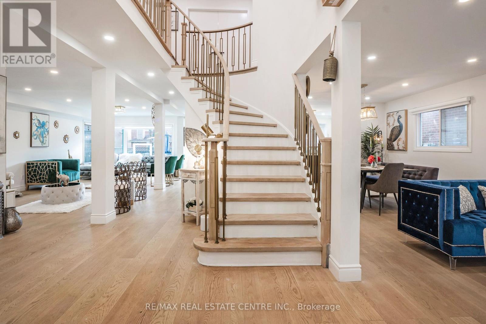 Property at 2666 BURNFORD TRAIL image 3