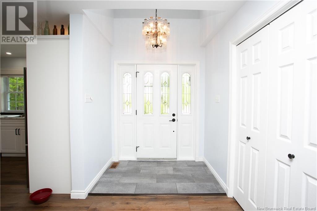 Property at 22 Lynx Lane image 3