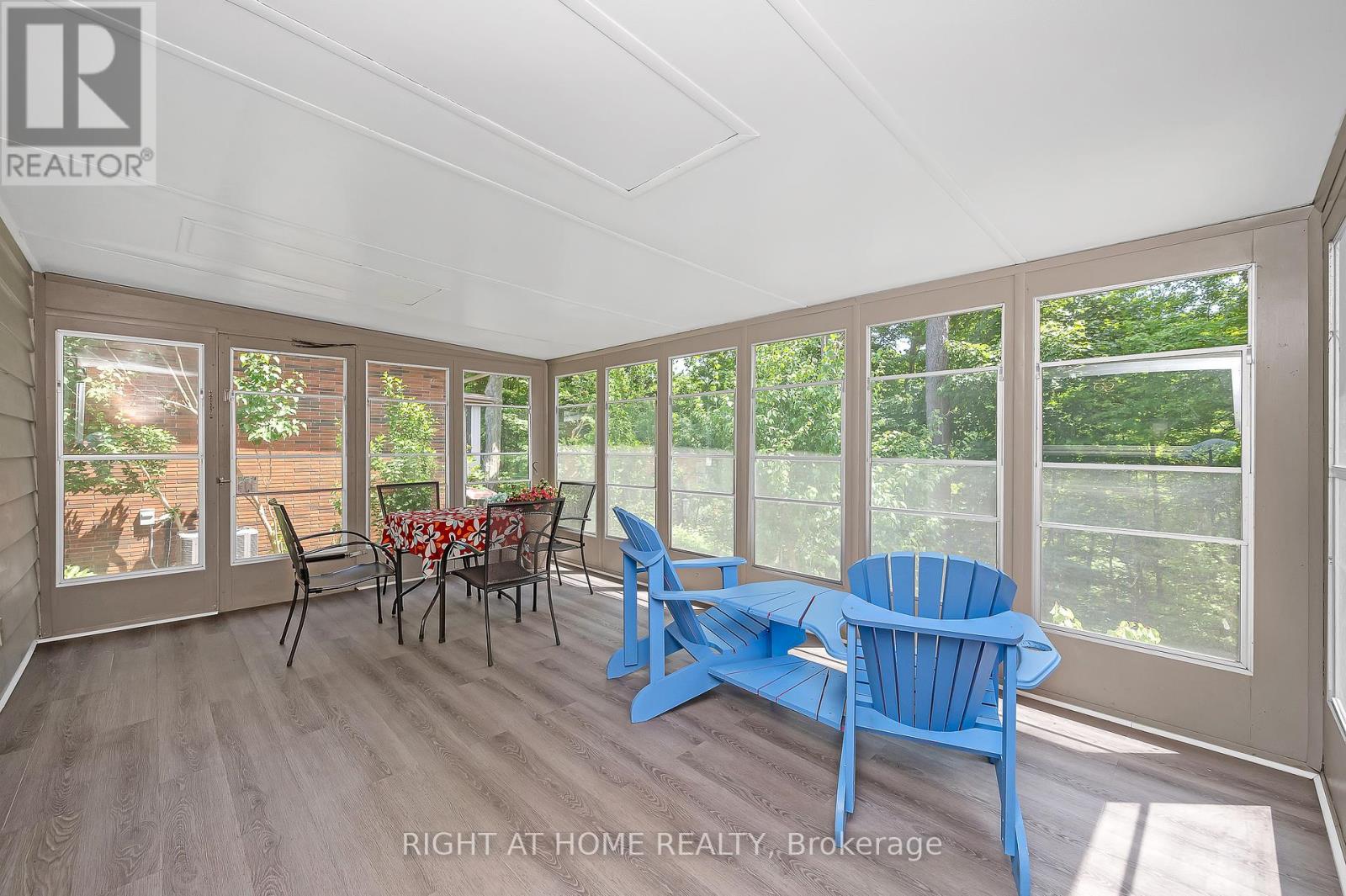 85 Robinhood Drive, Hamilton (Dundas), Ontario  L9H 4G2 - Photo 27 - X12228259