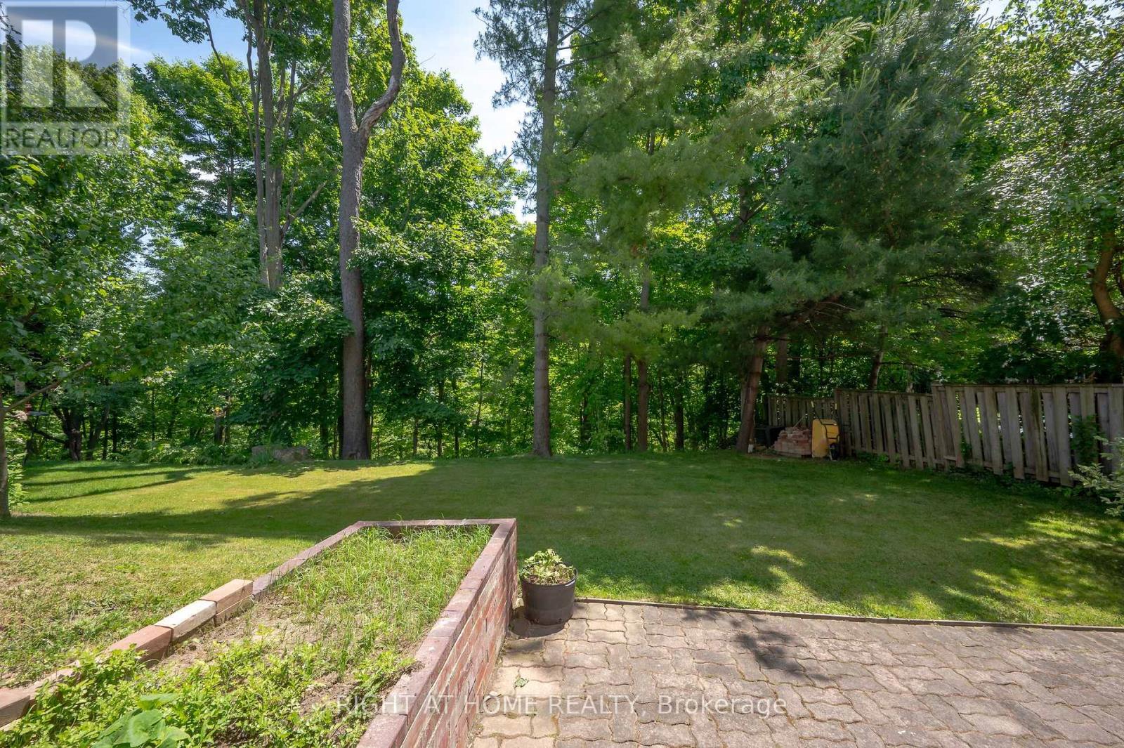 85 Robinhood Drive, Hamilton (Dundas), Ontario  L9H 4G2 - Photo 42 - X12228259