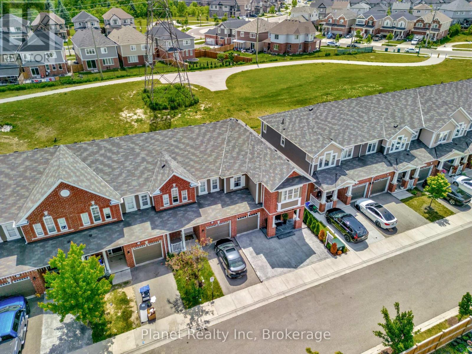 Property at 212 WATERBROOK LANE image 4