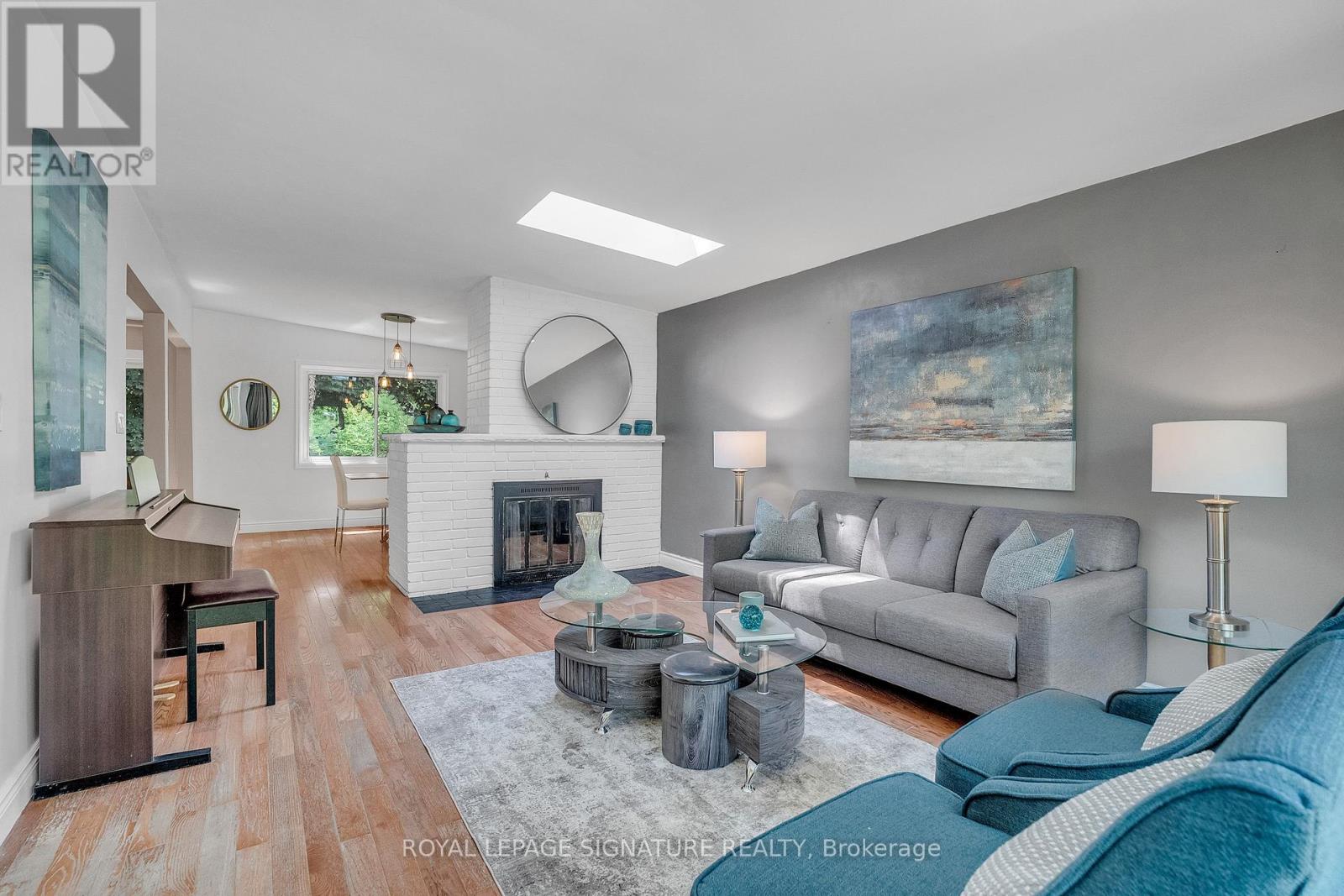 Property at 14 GROVELAND CRESCENT image 3