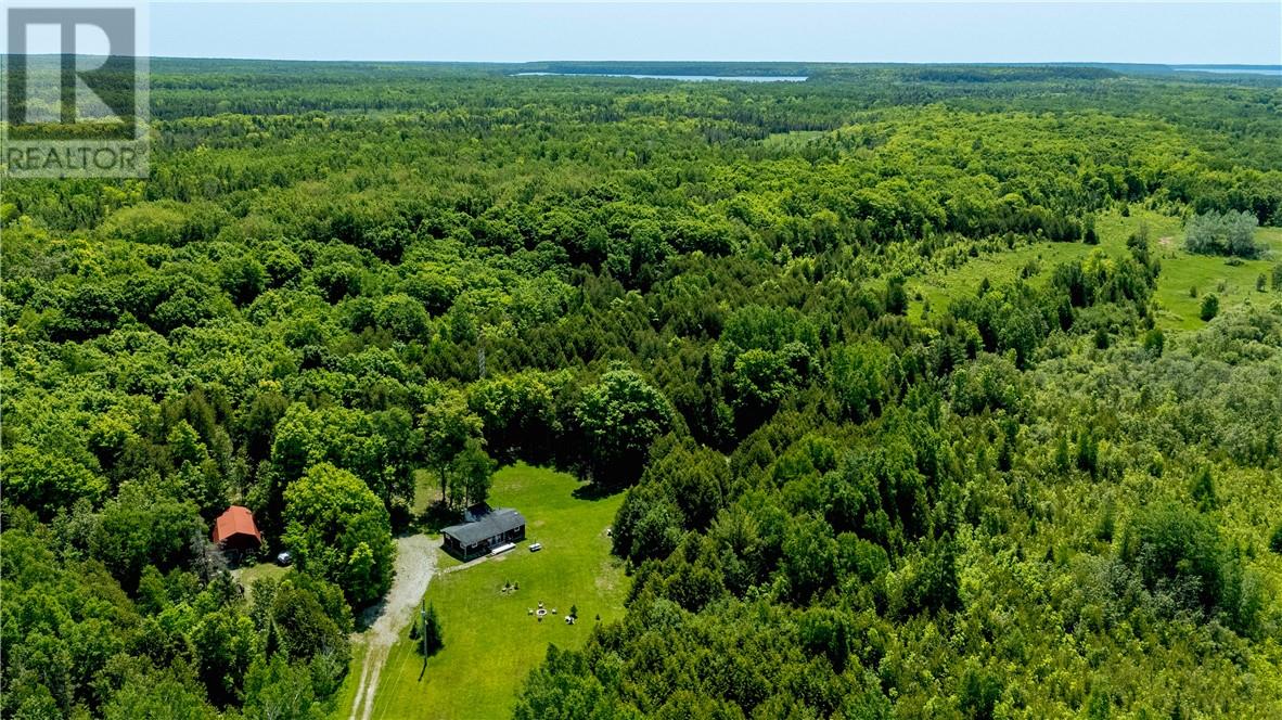 11927 Highway 540, Manitoulin Island, Ontario  P0P 1H0 - Photo 31 - 2122932