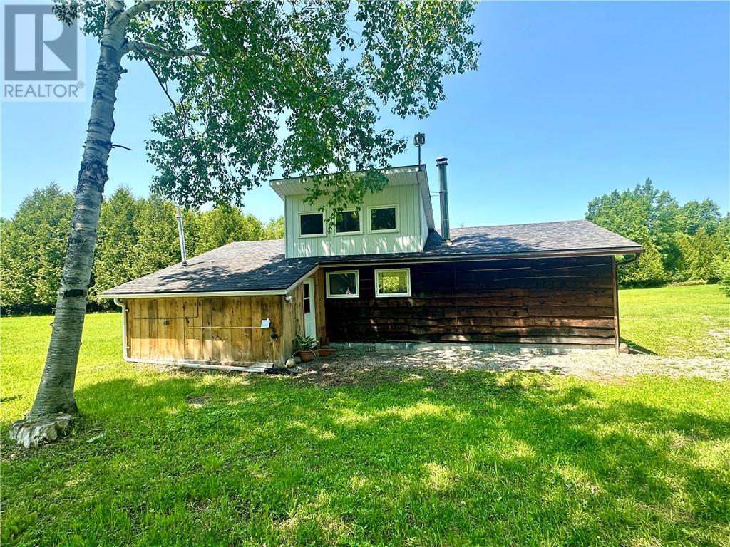 11927 Highway 540, Manitoulin Island, Ontario  P0P 1H0 - Photo 7 - 2122932