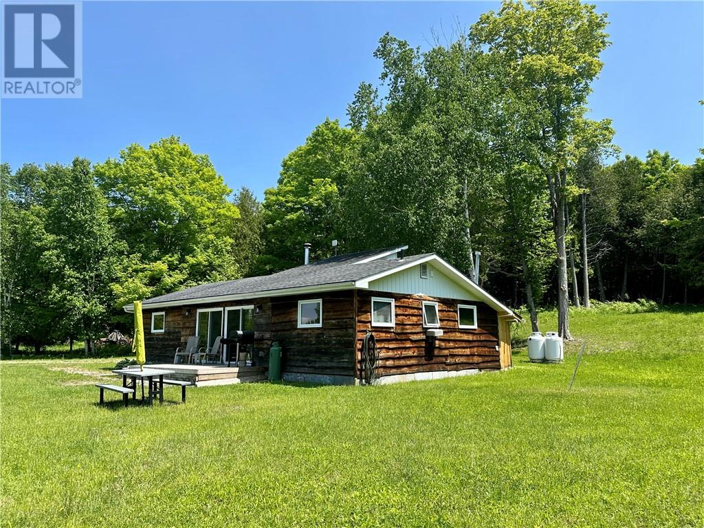 11927 Highway 540, Manitoulin Island, Ontario  P0P 1H0 - Photo 8 - 2122932