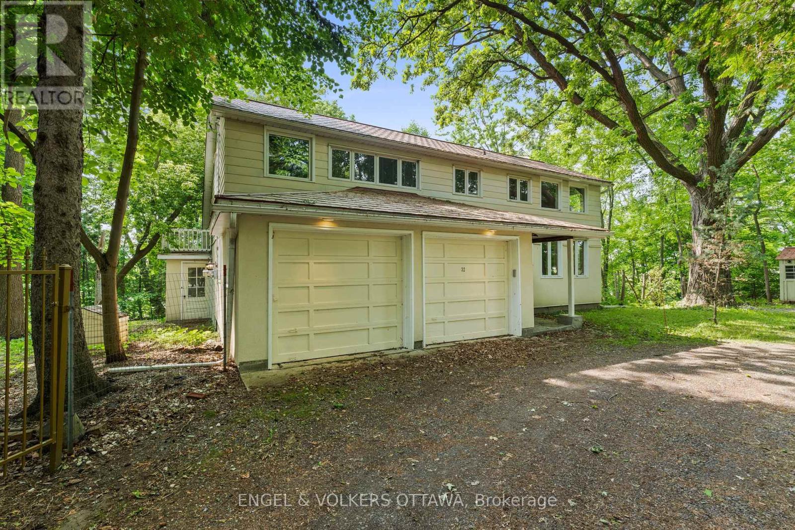 Property at 32 RYEBURN DRIVE image 3