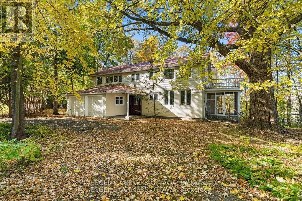Property at 32 RYEBURN DRIVE image 5