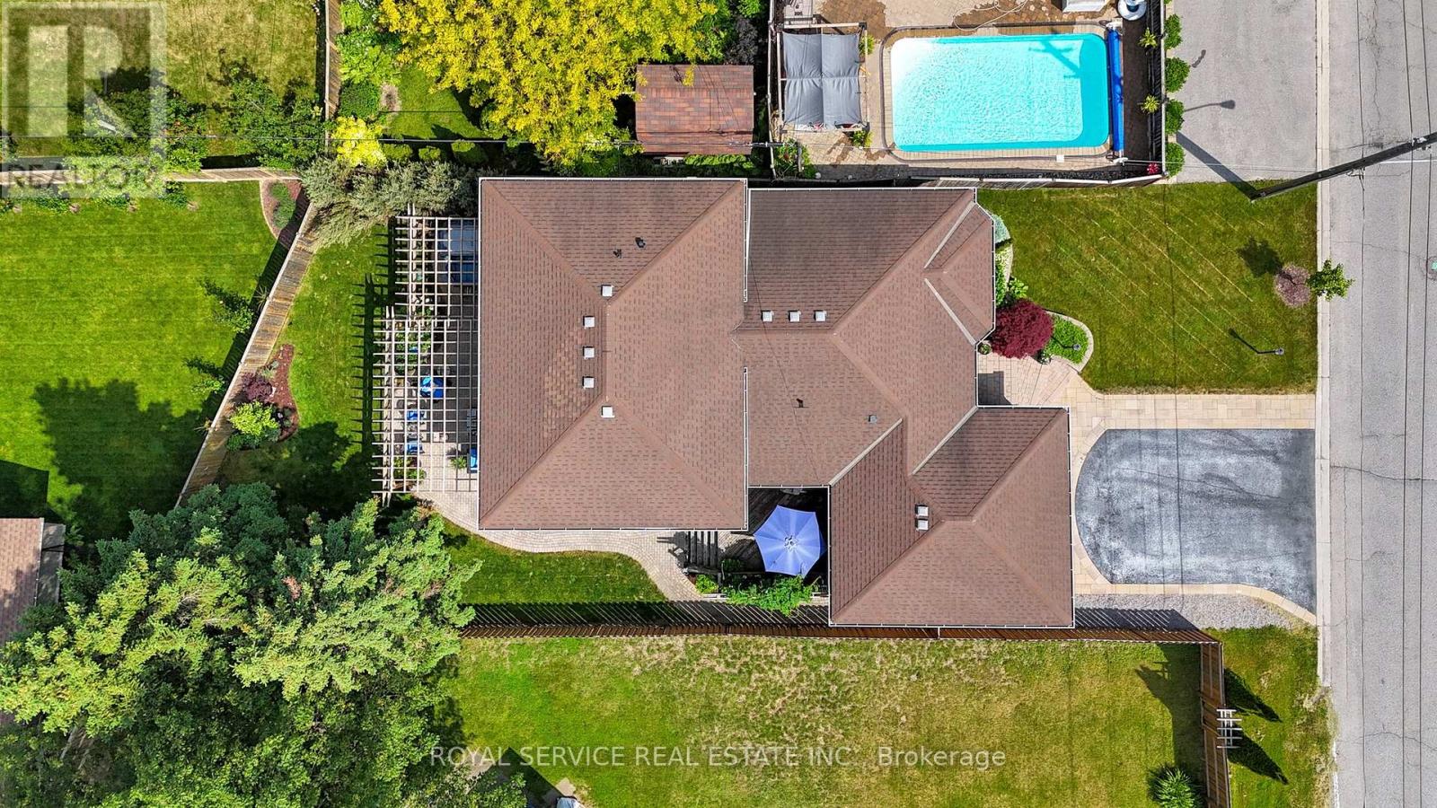 Property at 88 SIMPSON AVENUE image 3