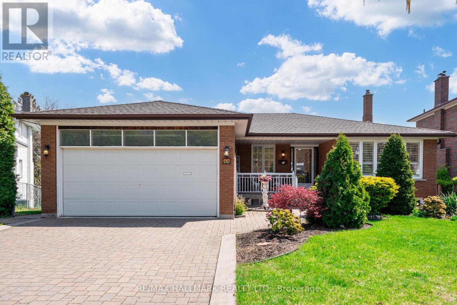 Property at 44 ARKONA DRIVE image 1