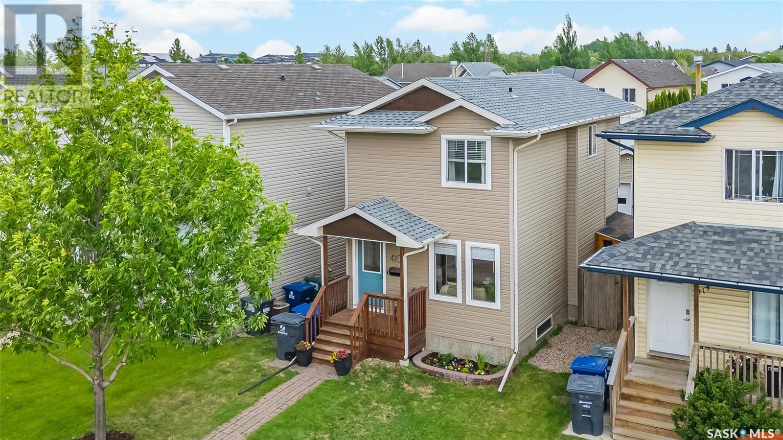 Property at 410 Rutherford CRESCENT image 3