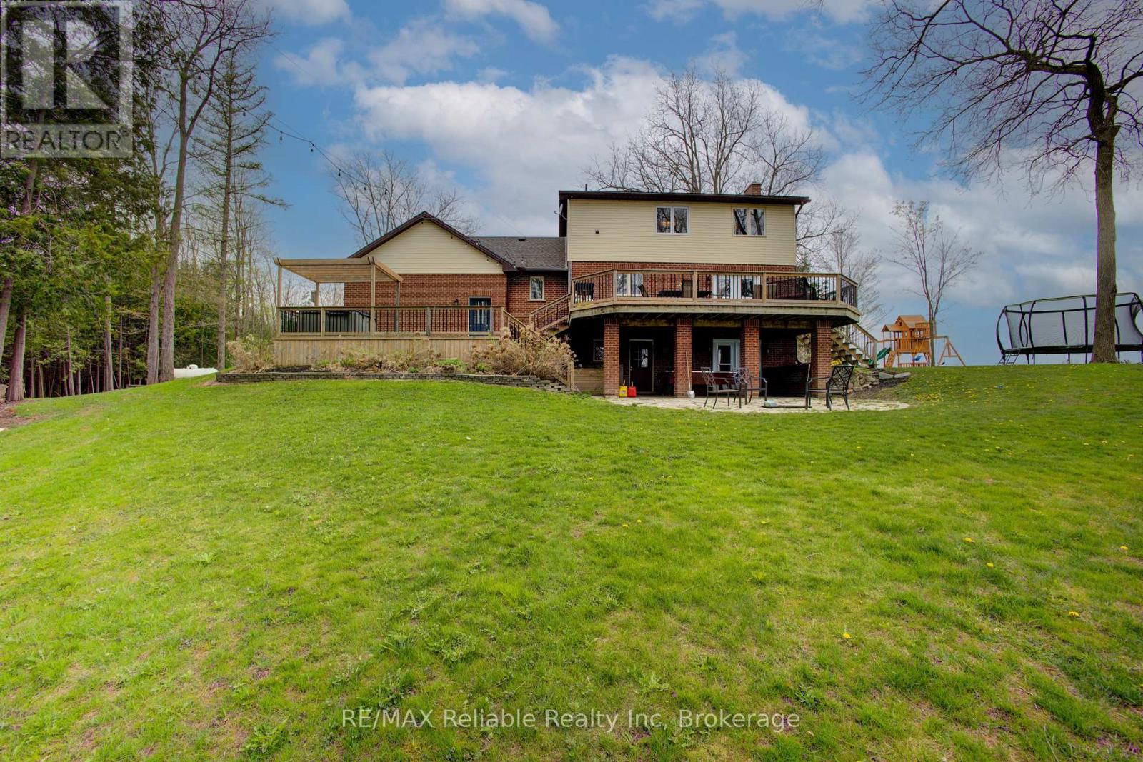 77260 Kinburn Line, Huron East, Ontario  N0K 1W0 - Photo 30 - X12127938