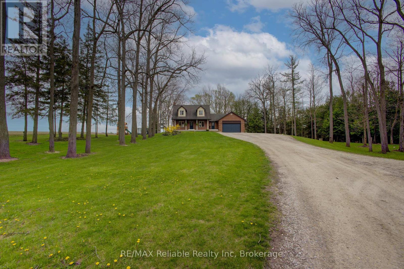 77260 Kinburn Line, Huron East, Ontario  N0K 1W0 - Photo 5 - X12127938