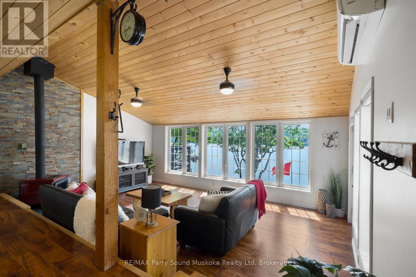 362 Healey Lake, The Archipelago, Ontario  P0G 1C0 - Photo 17 - X12221815