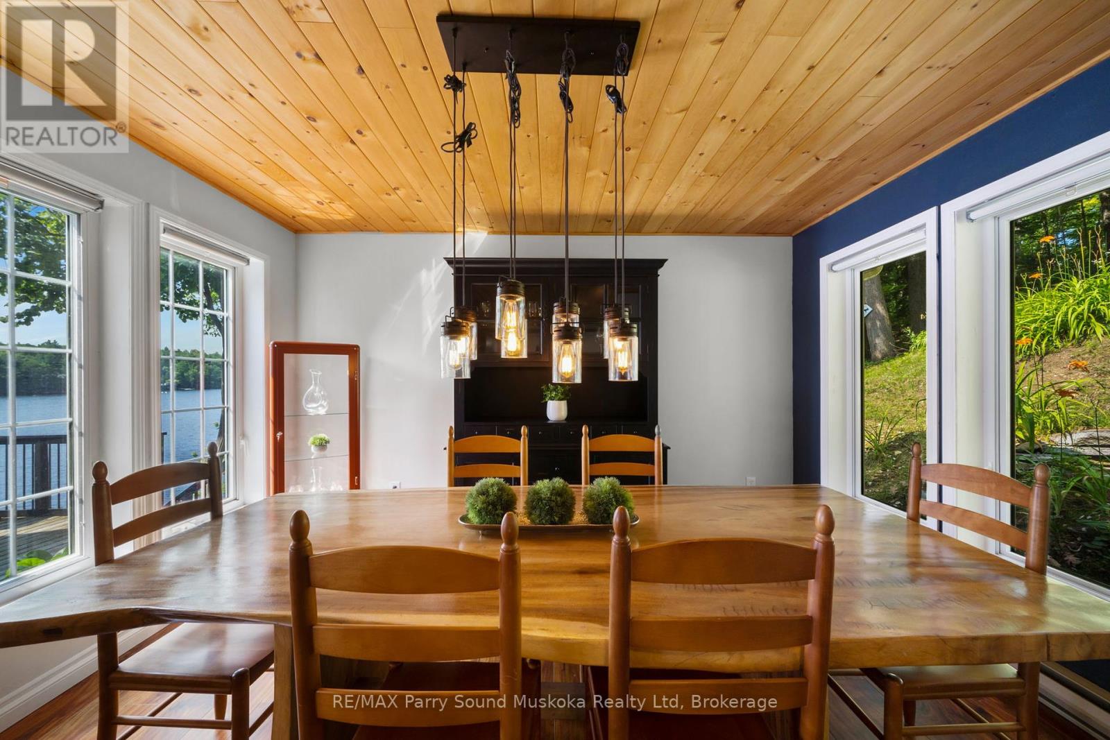 362 Healey Lake, The Archipelago, Ontario  P0G 1C0 - Photo 11 - X12221815