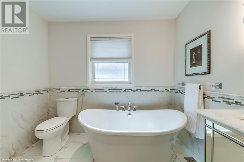4306 Lakeshore Road, Burlington, Ontario  L7L 1A8 - Photo 18 - 40741654