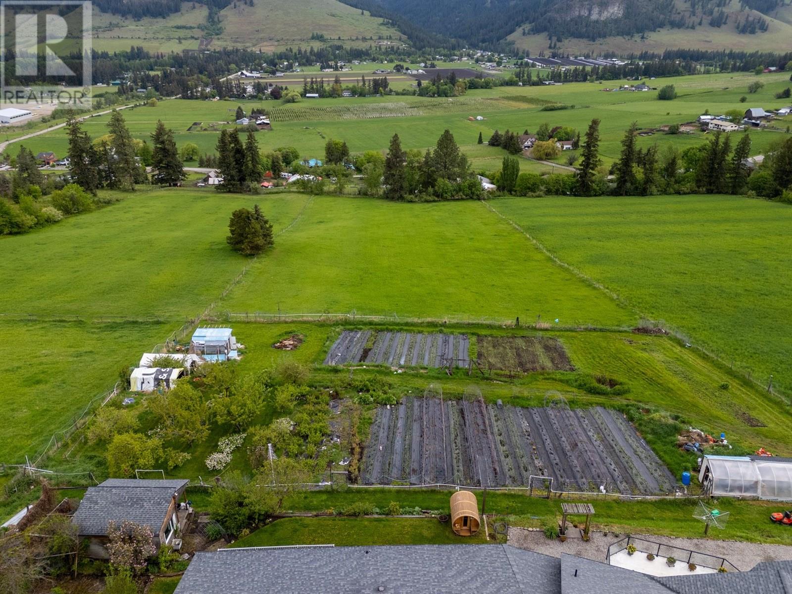 5585 Reid Road, Coldstream, British Columbia  V1B 3E8 - Photo 96 - 10348587