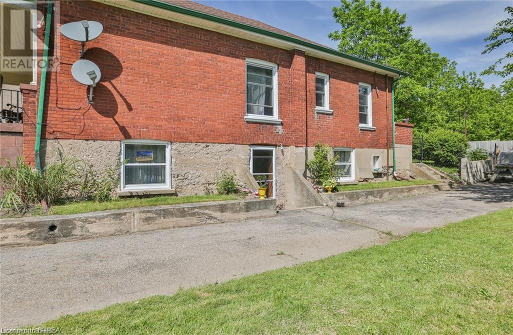 5 Cloverdale Avenue, Brantford, Ontario  N3R 3X7 - Photo 3 - 40741943