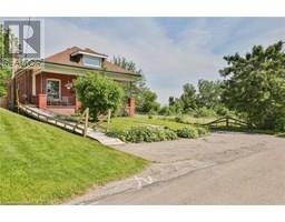 5 CLOVERDALE Avenue, Brantford, Ontario
