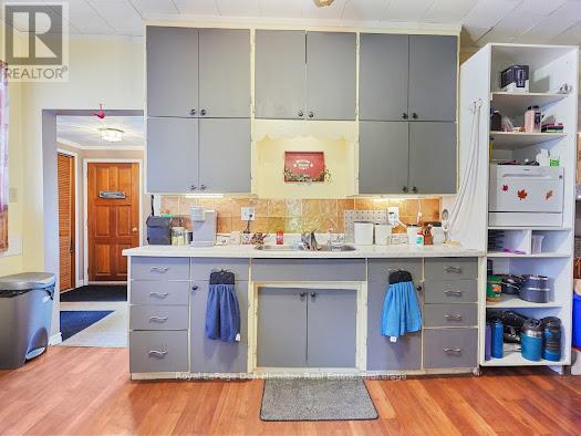 450 Inkerman Street W, North Perth, Ontario N4W 1C5 - Photo 20 - X12038006