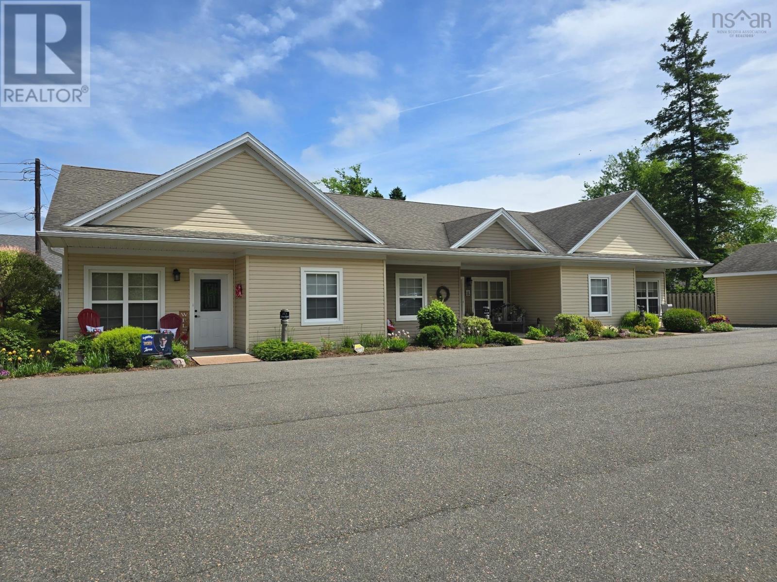 66,68,70 Wynn Road, Truro, Nova Scotia  B2N 1A8 - Photo 1 - 202514881