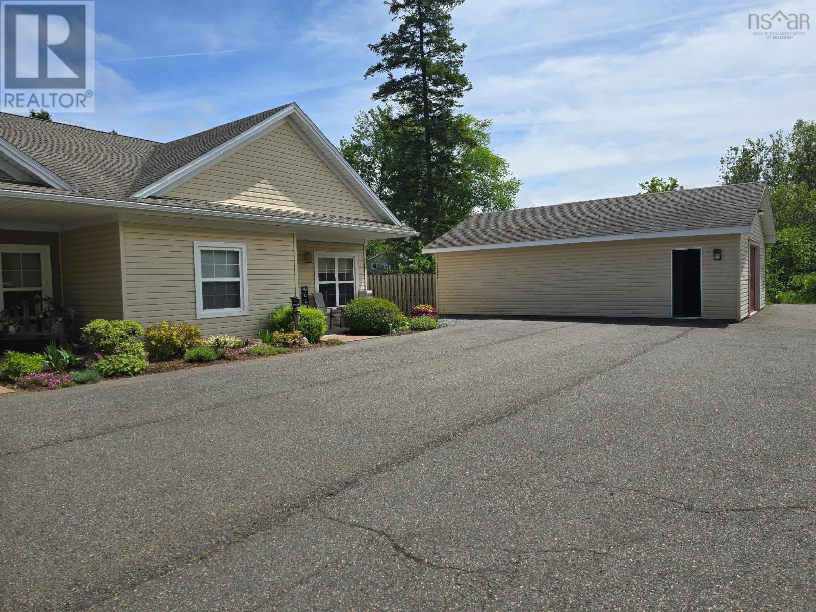 66,68,70 Wynn Road, Truro, Nova Scotia  B2N 1A8 - Photo 6 - 202514881