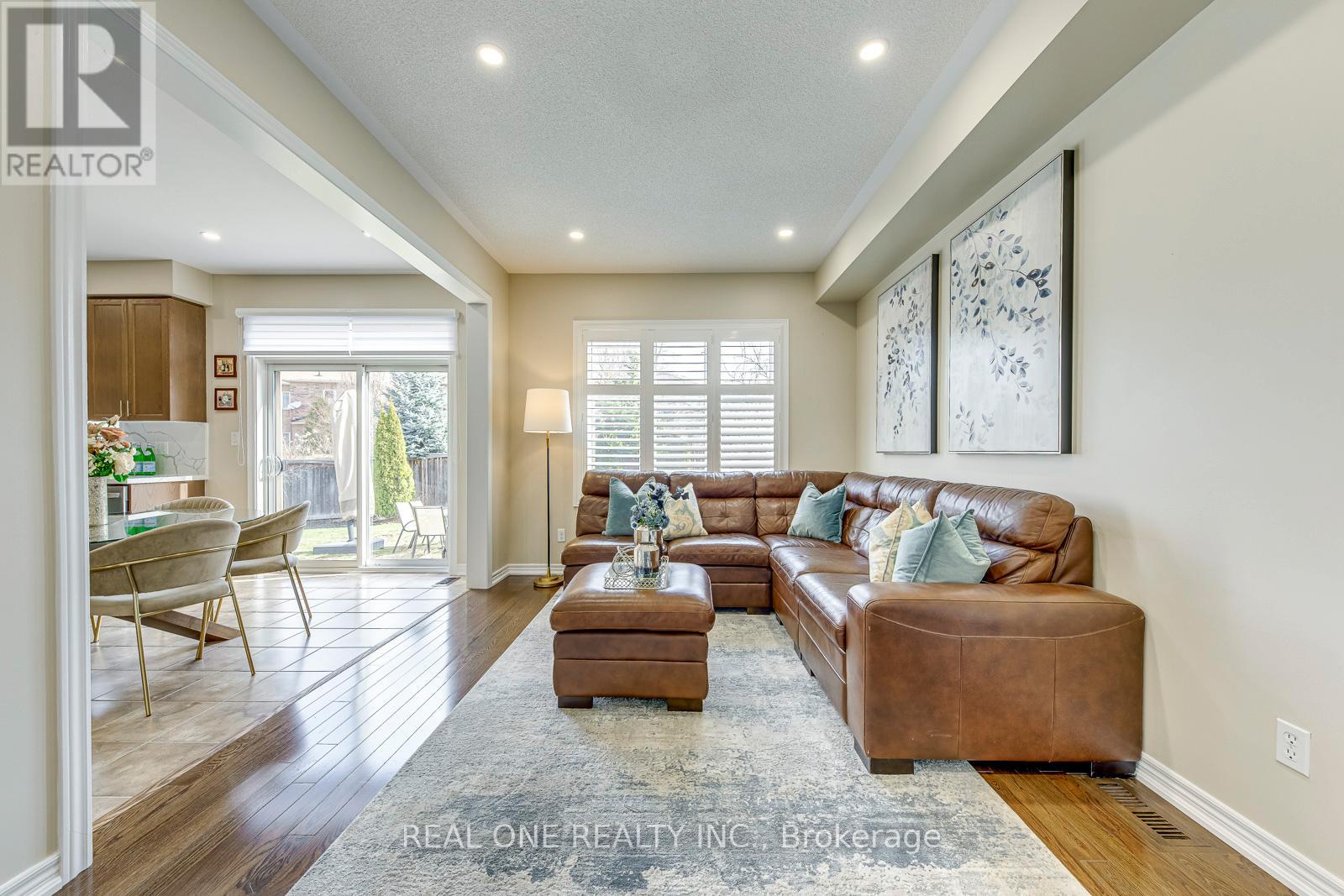 3133 Hiram Terrace, Oakville (Go Glenorchy), Ontario  L6M 0P7 - Photo 19 - W12228403