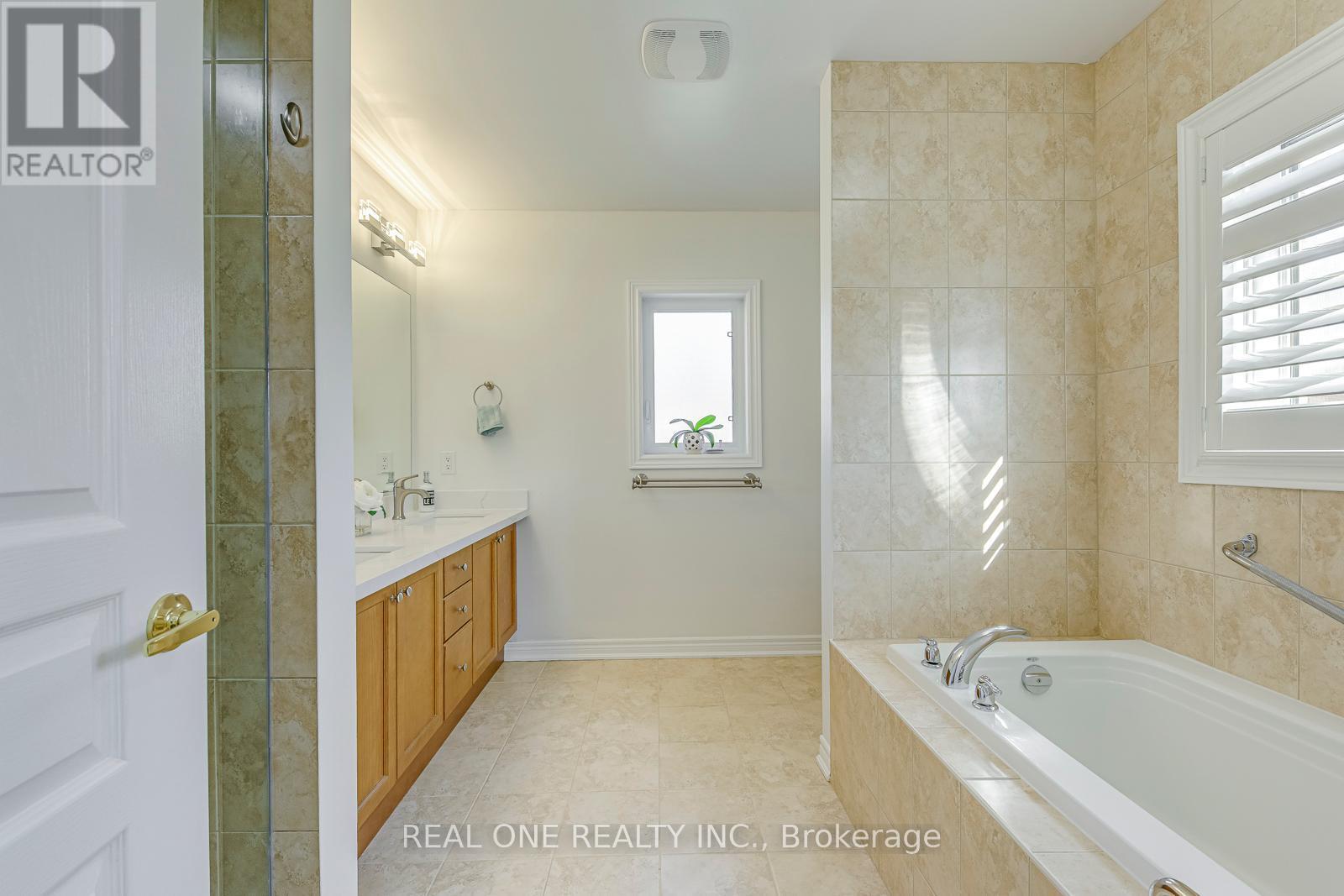 3133 Hiram Terrace, Oakville (Go Glenorchy), Ontario  L6M 0P7 - Photo 30 - W12228403