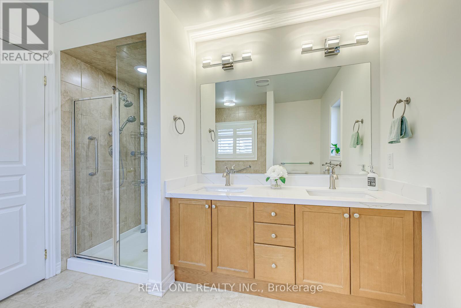 3133 Hiram Terrace, Oakville (Go Glenorchy), Ontario  L6M 0P7 - Photo 31 - W12228403