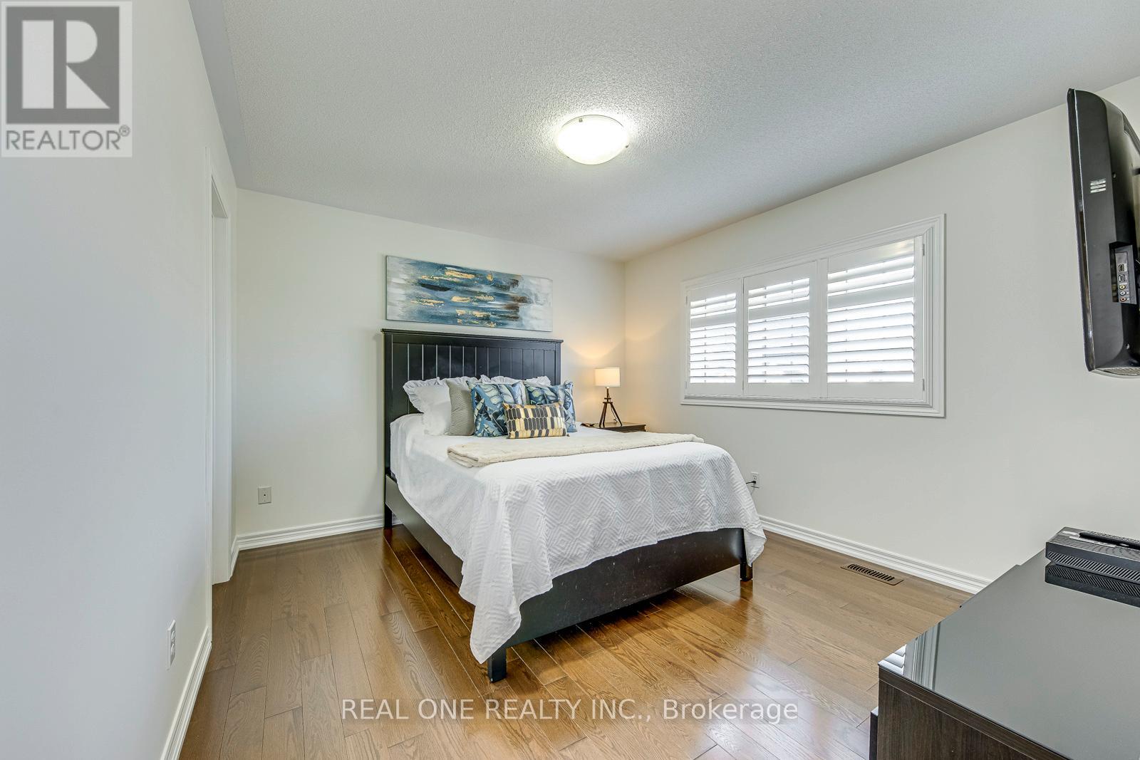 3133 Hiram Terrace, Oakville (Go Glenorchy), Ontario  L6M 0P7 - Photo 33 - W12228403