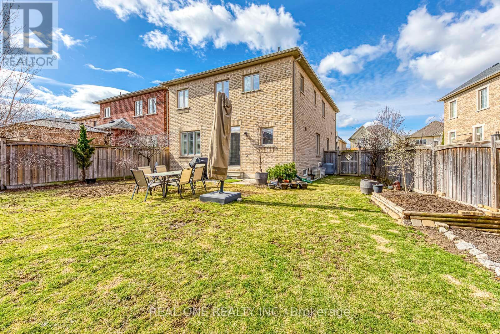 3133 Hiram Terrace, Oakville (Go Glenorchy), Ontario  L6M 0P7 - Photo 46 - W12228403