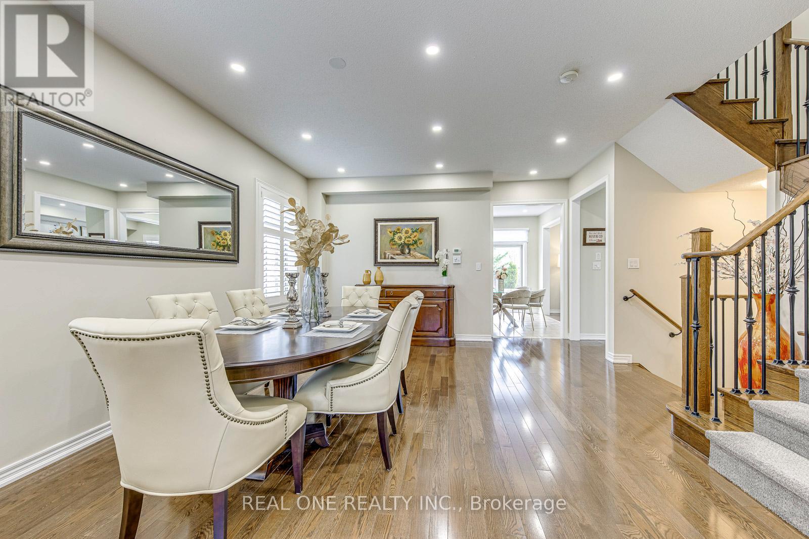 3133 Hiram Terrace, Oakville (Go Glenorchy), Ontario  L6M 0P7 - Photo 6 - W12228403