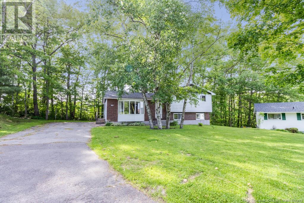 Property at 72 Lily Street image 2