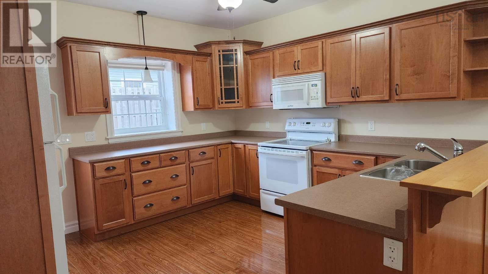 66,68,70 Wynn Road, Truro, Nova Scotia  B2N 1A8 - Photo 8 - 202514881