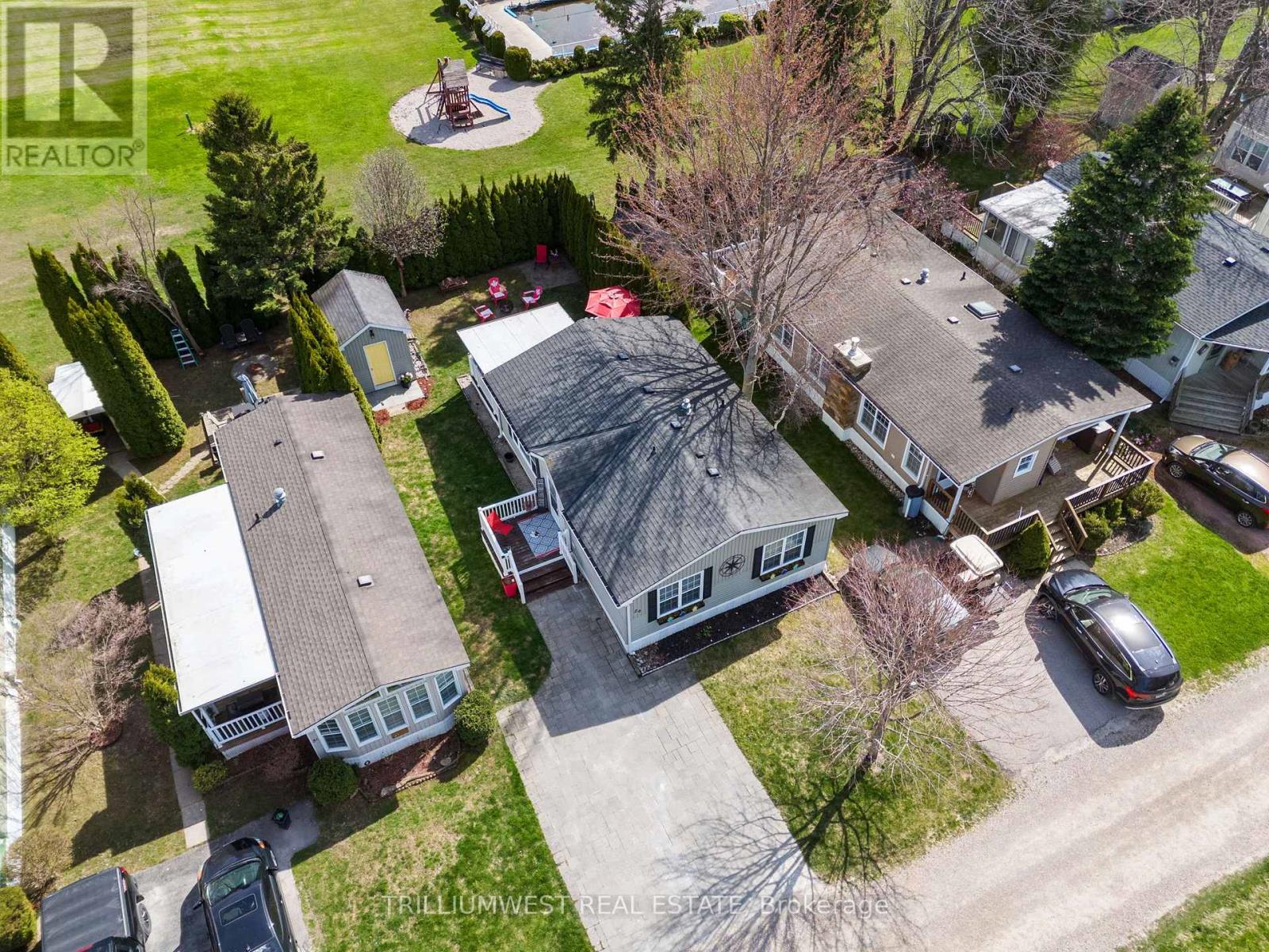 #29 Rowan - 77307 Bluewater Highway, Bluewater, Ontario  N0M 1G0 - Photo 30 - X12135821
